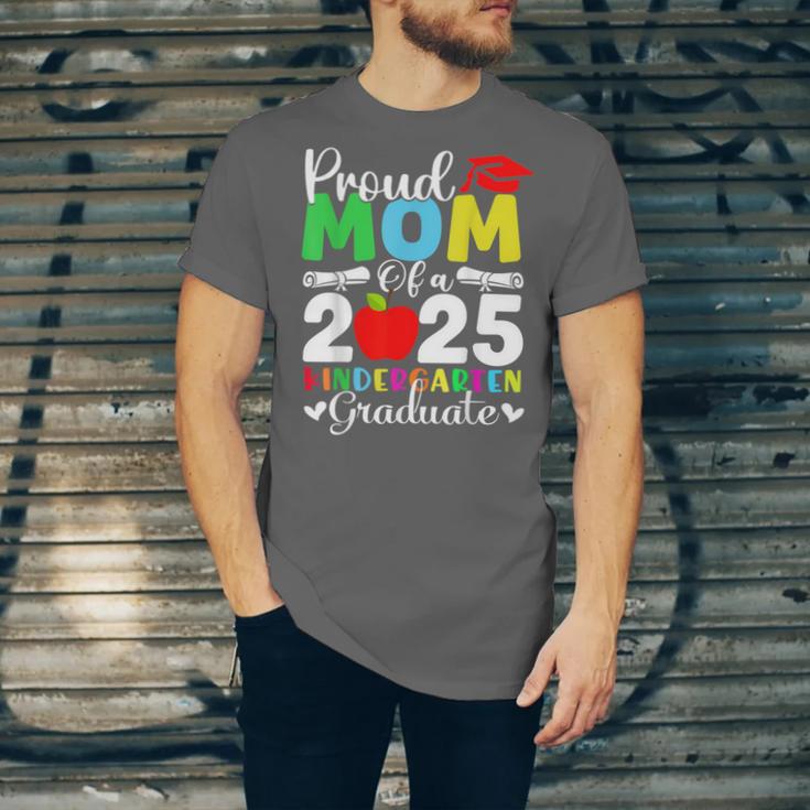 Graduation Proud Mom Of 2025 Kindergarten Graduate Unisex Jersey T-Shirt