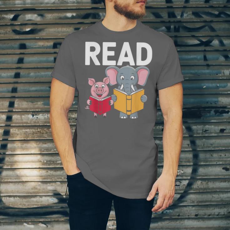 Pig Elephant Reading Cute Book Lover Bookworm Boys Girls Kid Unisex Jersey T-Shirt Pig Elephant Reading Cute Book Lover Bookworm Boys Girls Kid Unisex Jersey T-Shirt