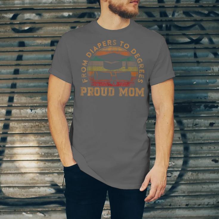 Proud Mom Of a 2023 Graduate Mother Senior Graduation Unisex Jersey T-Shirt