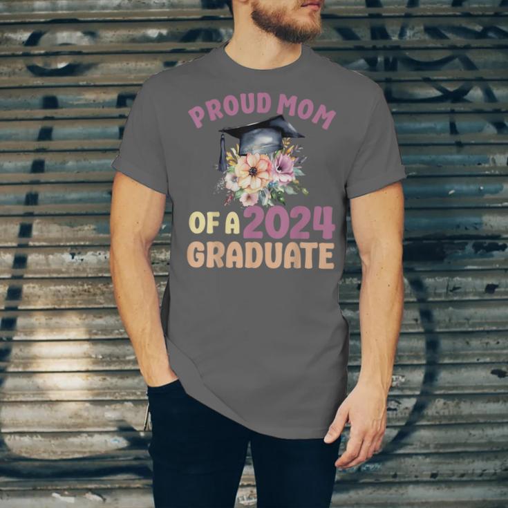 Proud Mom Of a 2024 Graduate Floral Flower Family Graduation Unisex Jersey T-Shirt