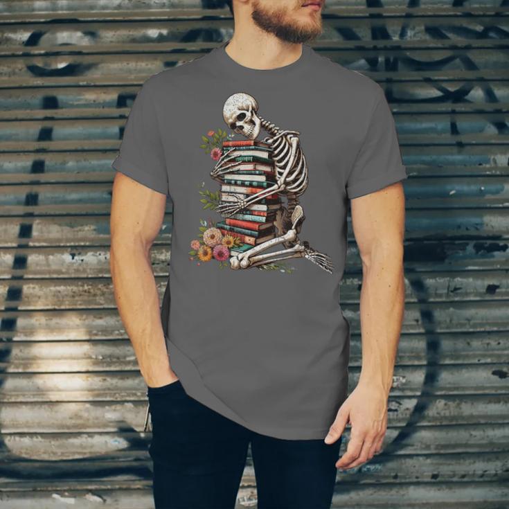 Skeleton Reading Book Halloween Bookworm Bibliophile Reader Unisex Jersey T-Shirt