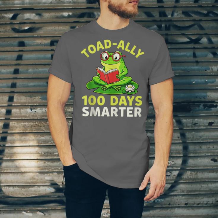 Toad-Ally 100 Days Smarter Frog Reading Book 100 School Day Unisex Jersey T-Shirt