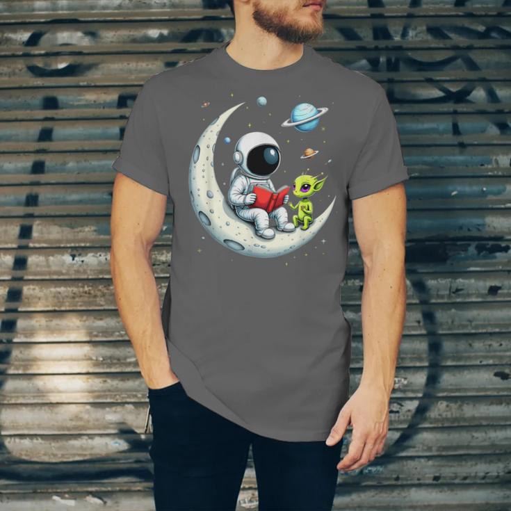 UFO Alien Astronaut Reading Book In Space Unisex Jersey T-Shirt