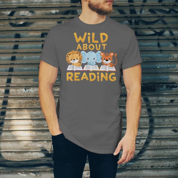 Wild About Reading Cute Animal Book Lover Kids Unisex Jersey T-Shirt Wild About Reading Cute Animal Book Lover Kids Unisex Jersey T-Shirt