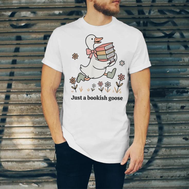 Goose With Books Cute Bookworm Reader Unisex Jersey T-Shirt