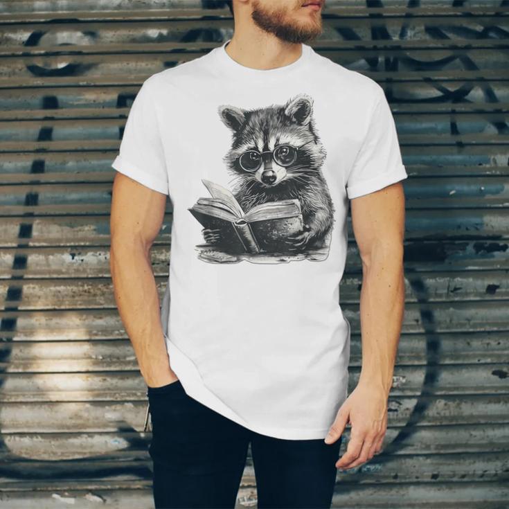 Raccoon With Book Cute Raccoons Reading Books Unisex Jersey T-Shirt