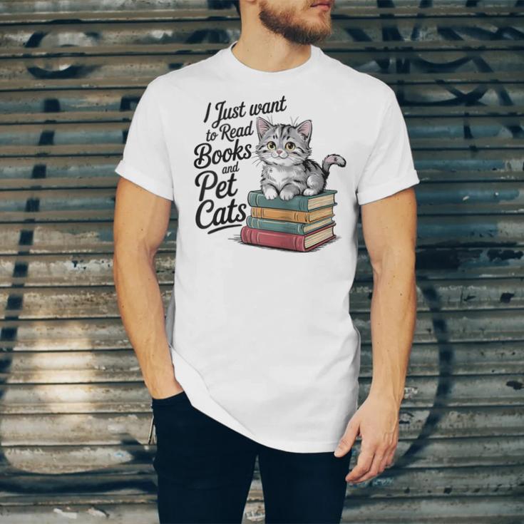 Vintage I Just Want To Read Books And Pet Cats Cat Raglan Baseball Tee Unisex Jersey T-Shirt