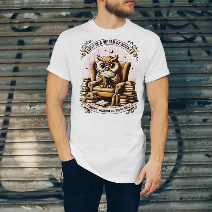 Wise Owl Reading Books Unisex Jersey T-Shirt