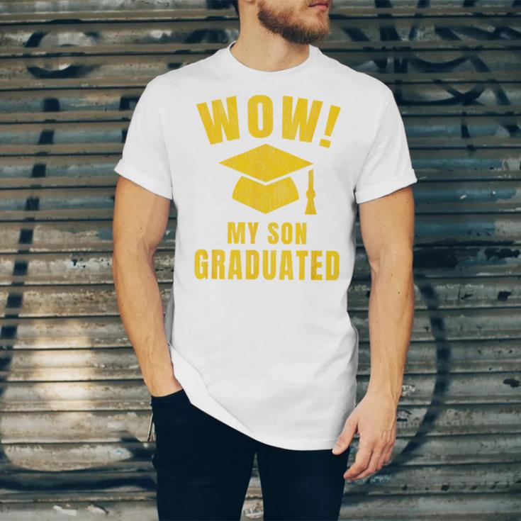 Wow My Son Graduated Mom Dad Of A Senior Graduation Unisex Jersey T-Shirt