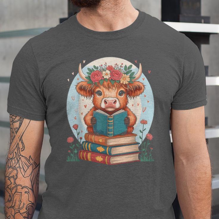Cute Baby Highland Cow Reading Book Bookworm For Men Women Unisex Jersey T-Shirt Cute Baby Highland Cow Reading Book Bookworm For Men Women Unisex Jersey T-Shirt