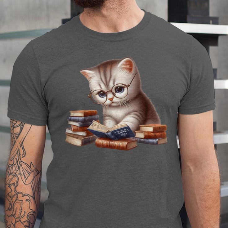 Cute Kitten Bookworm Adorable Cat With Glasses Reading Book Unisex Jersey T-Shirt