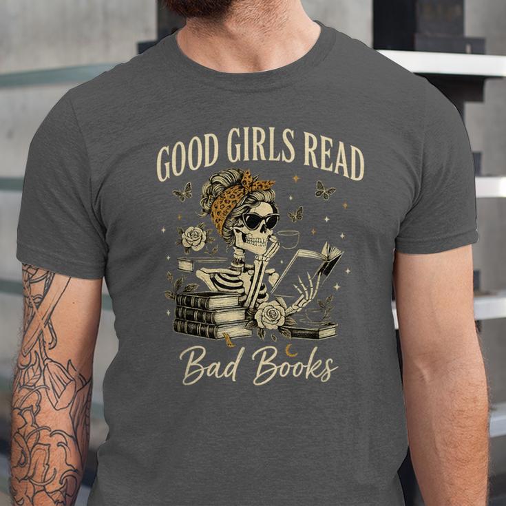 Good Girls Read Bad Books Vintage Skeleton Reader Unisex Jersey T-Shirt