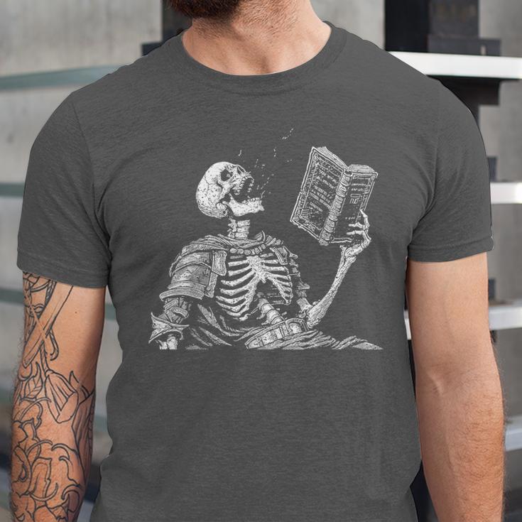 Hilarious Skeleton Holding a Book And Laughing Gothic Unisex Jersey T-Shirt