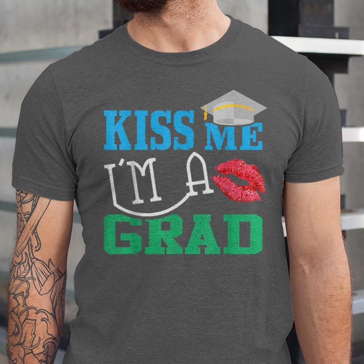 Kiss Me I'm A Grad 2018 Senior Graduation Unisex Jersey T-Shirt