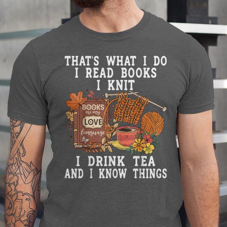 Knitting Reading Books Drinking Tea Knitter Knit Unisex Jersey T-Shirt