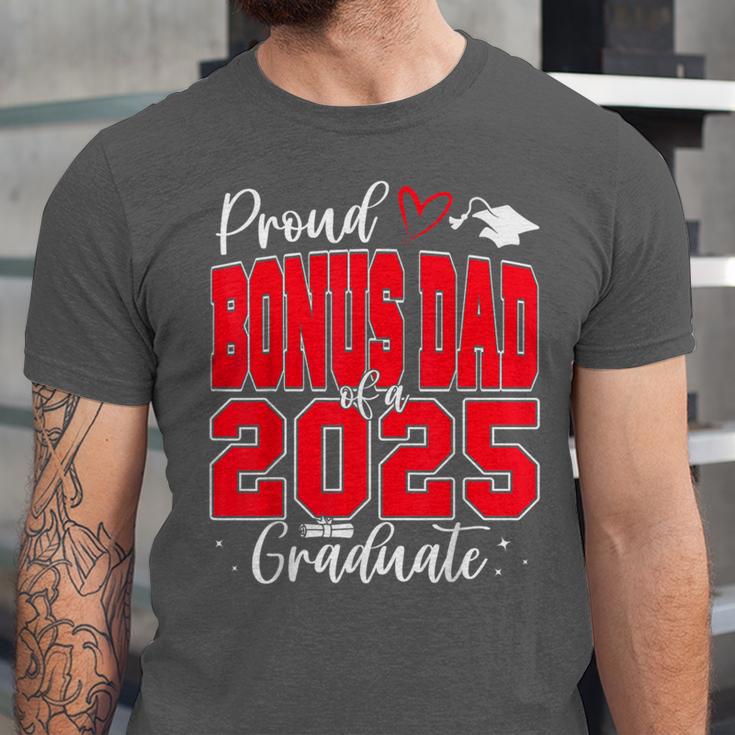 Proud Bonus Dad Of a Class Of 2025 Graduate Graduation Unisex Jersey T-Shirt