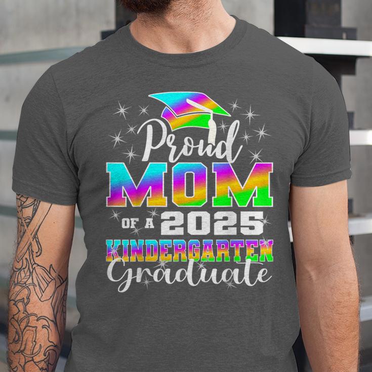 Proud Mom Of Kindergarten Graduate 2025 Graduation Mom Unisex Jersey T-Shirt