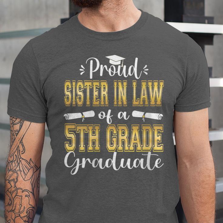 Proud Sister In Law Of 5th Grade Graduate 2023 Graduation Unisex Jersey T-Shirt