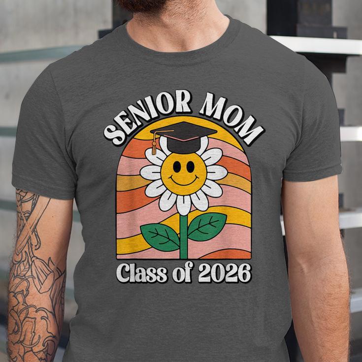 Senior Mom Class Of 2026 Daisy Flower Retro Graduation Unisex Jersey T-Shirt