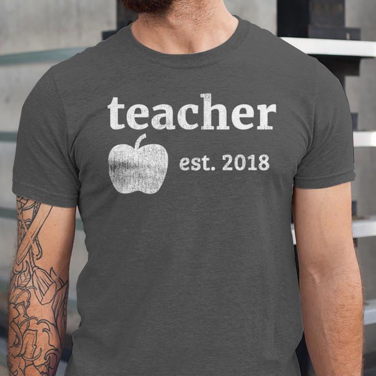 Teacher Est 2018 Vintage Graduation Unisex Jersey T-Shirt