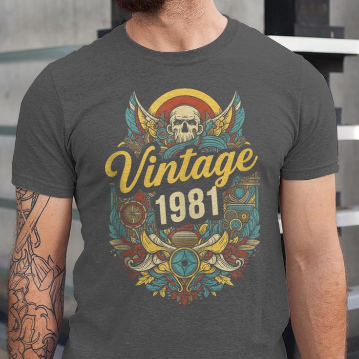 Vintage 1981 Retro Badge Nostalgia Eighties Compass Skull Unisex Jersey T-Shirt