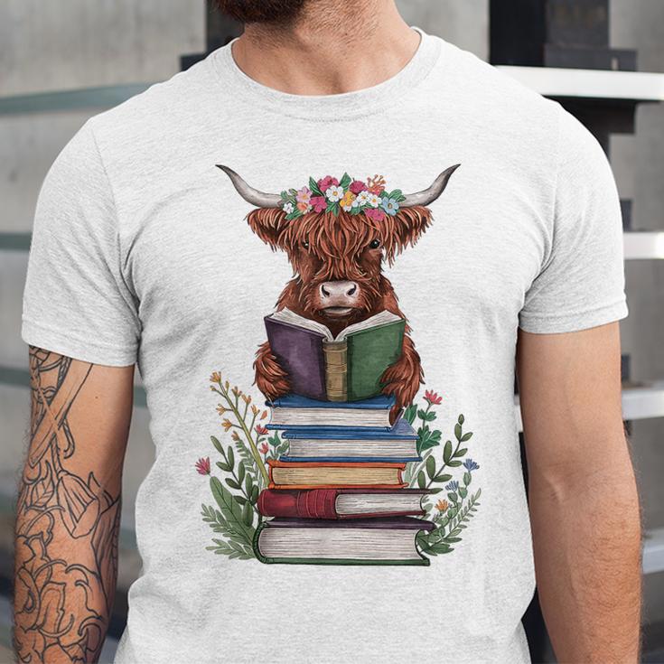 Cute Highland Cow With Book Floral Bookworm Librarian Book Unisex Jersey T-Shirt