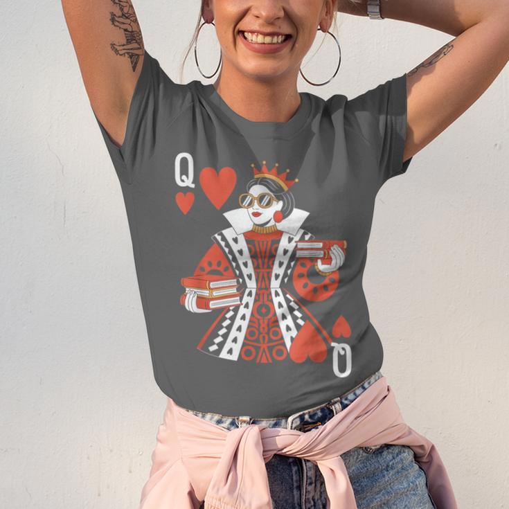 Modern Queen Of Hearts Book Lover Reading Novels Romantasy Unisex Jersey T-Shirt Modern Queen Of Hearts Book Lover Reading Novels Romantasy Unisex Jersey T-Shirt
