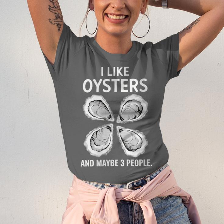 I Like Oysters And Maybe Three People Saying Introvert Unisex Jersey T-Shirt I Like Oysters And Maybe Three People Saying Introvert Unisex Jersey T-Shirt