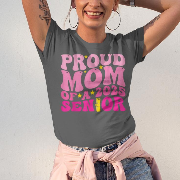 Proud Mom Of a 2025 Graduate Class Senior Graduation Mother Unisex Jersey T-Shirt