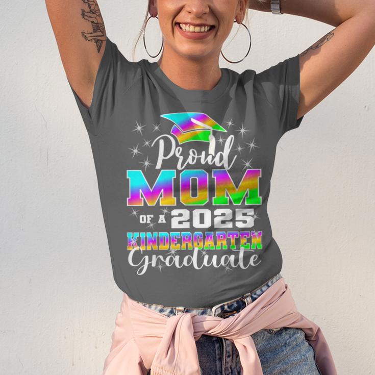 Proud Mom Of Kindergarten Graduate 2025 Graduation Mom Unisex Jersey T-Shirt