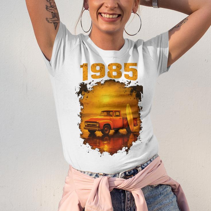 1985 Vintage Sunset Surf Truck Retro Beach Nostalgia Unisex Jersey T-Shirt 1985 Vintage Sunset Surf Truck Retro Beach Nostalgia Unisex Jersey T-Shirt