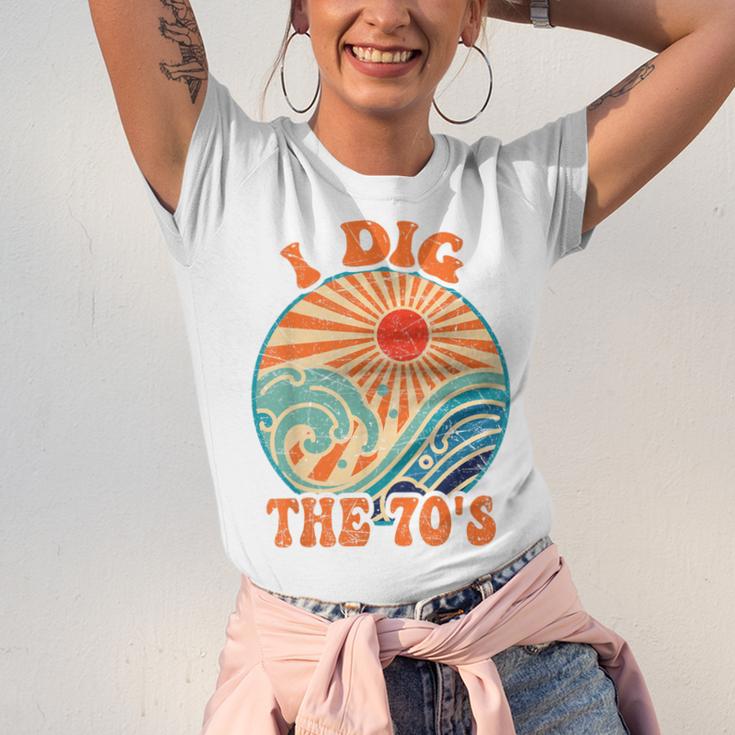 I Dig The 70s Aesthetic Nostalgia 1970's Retro 70s Party Unisex Jersey T-Shirt I Dig The 70s Aesthetic Nostalgia 1970's Retro 70s Party Unisex Jersey T-Shirt