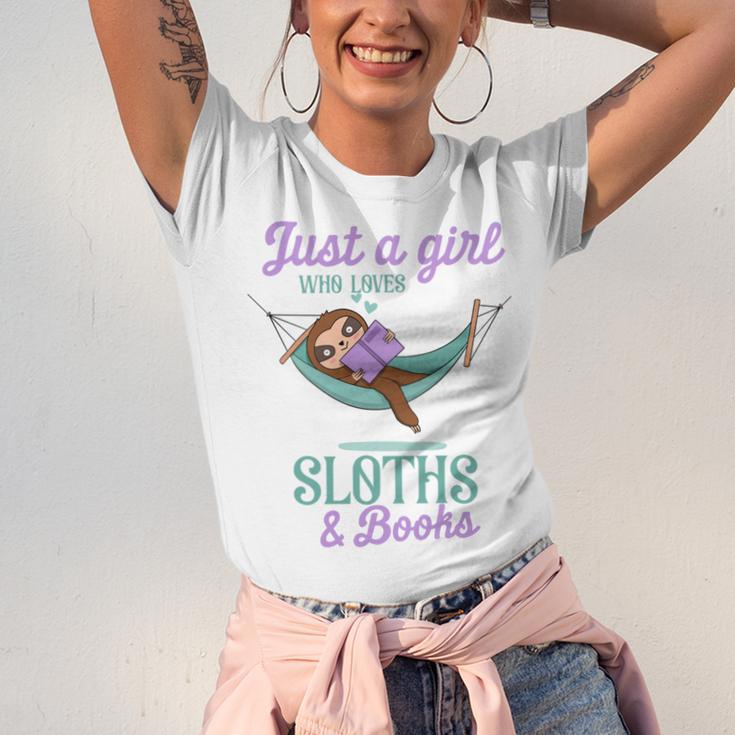 Just a Girl Who Loves Sloths And Books Unisex Jersey T-Shirt
