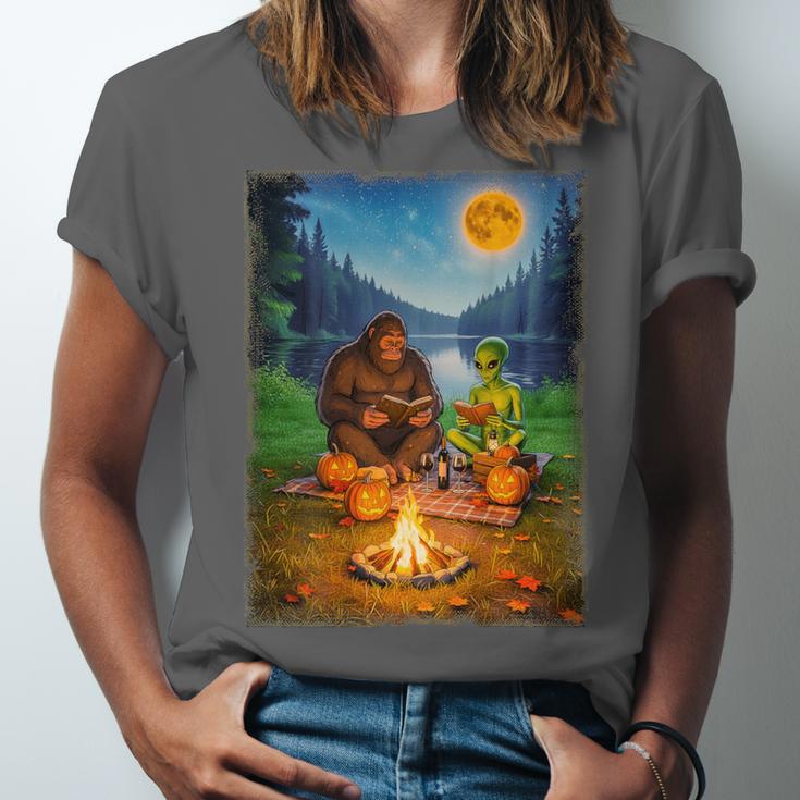 Bigfoot And Alien Reading Books Campfire Halloween Unisex Jersey T-Shirt