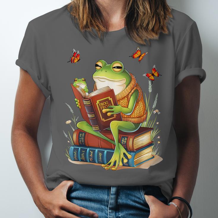 Frog & Toad Fishing Vintage Classic Book Frog Reading Book Unisex Jersey T-Shirt Frog & Toad Fishing Vintage Classic Book Frog Reading Book Unisex Jersey T-Shirt