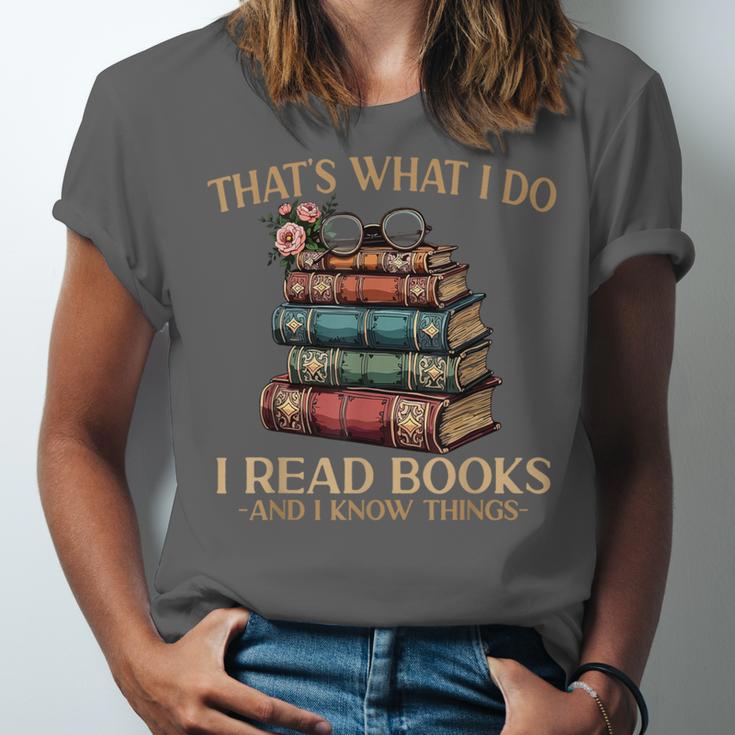 Geek That's What I Do I Read Books Bookworm Book Lover Nerd Unisex Jersey T-Shirt Geek That's What I Do I Read Books Bookworm Book Lover Nerd Unisex Jersey T-Shirt