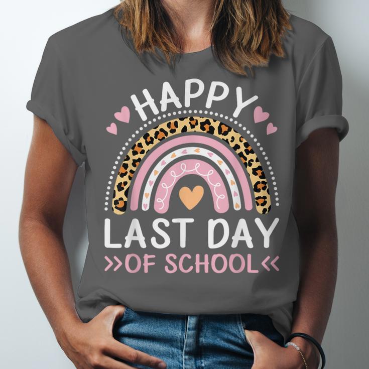 HAPPY LAST OF DAY SCHOOL Rainbow Teacher Student Graduation Men Women Girls Kids Unisex Jersey T-Shirt