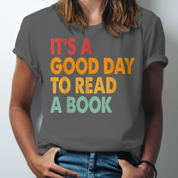 It's A Good Day To Read A Book Retro Vintage Teacher Unisex Jersey T-Shirt