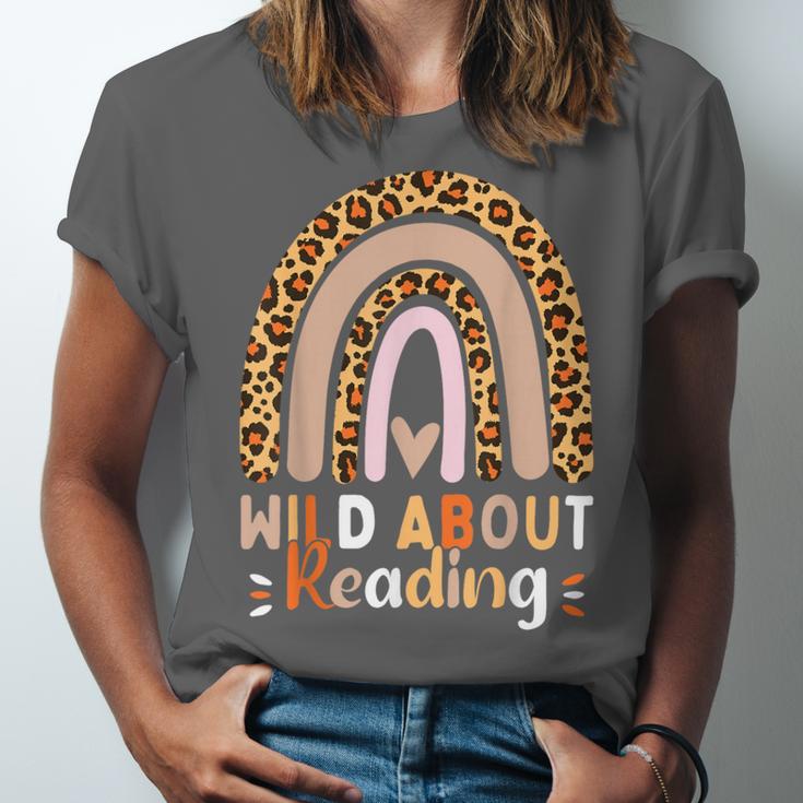 Leopard Teacher Wild About Reading Books Reader Librarian Unisex Jersey T-Shirt