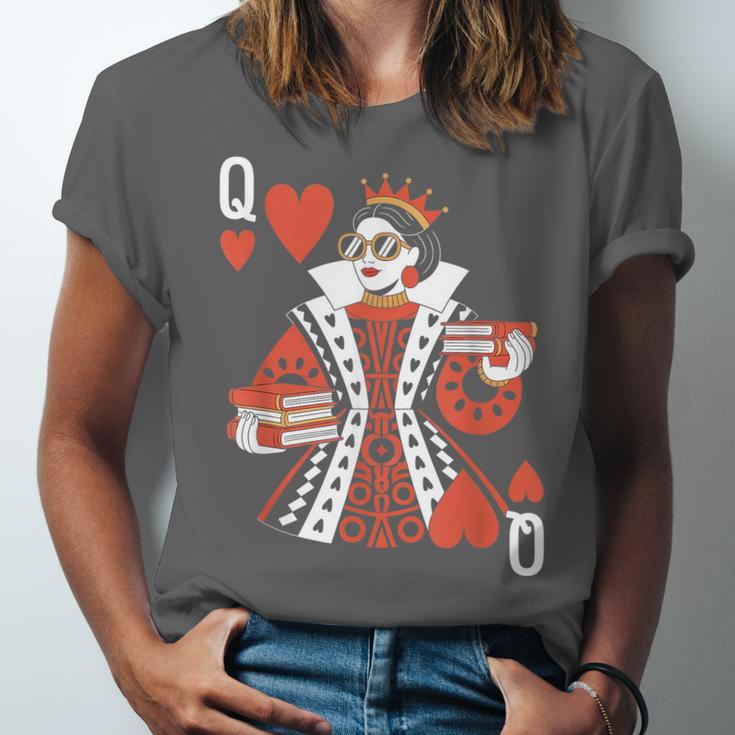Modern Queen Of Hearts Book Lover Reading Novels Romantasy Unisex Jersey T-Shirt Modern Queen Of Hearts Book Lover Reading Novels Romantasy Unisex Jersey T-Shirt