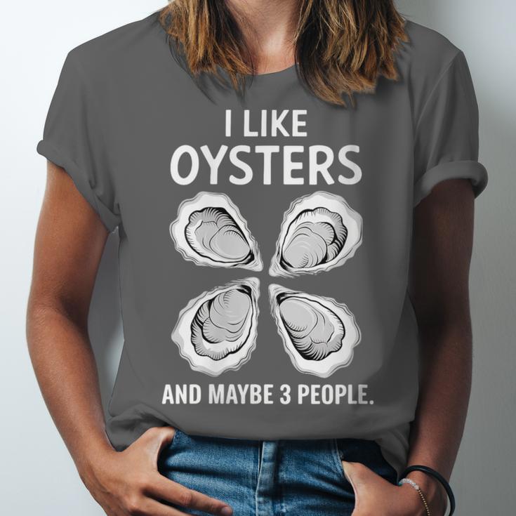 I Like Oysters And Maybe Three People Saying Introvert Unisex Jersey T-Shirt I Like Oysters And Maybe Three People Saying Introvert Unisex Jersey T-Shirt