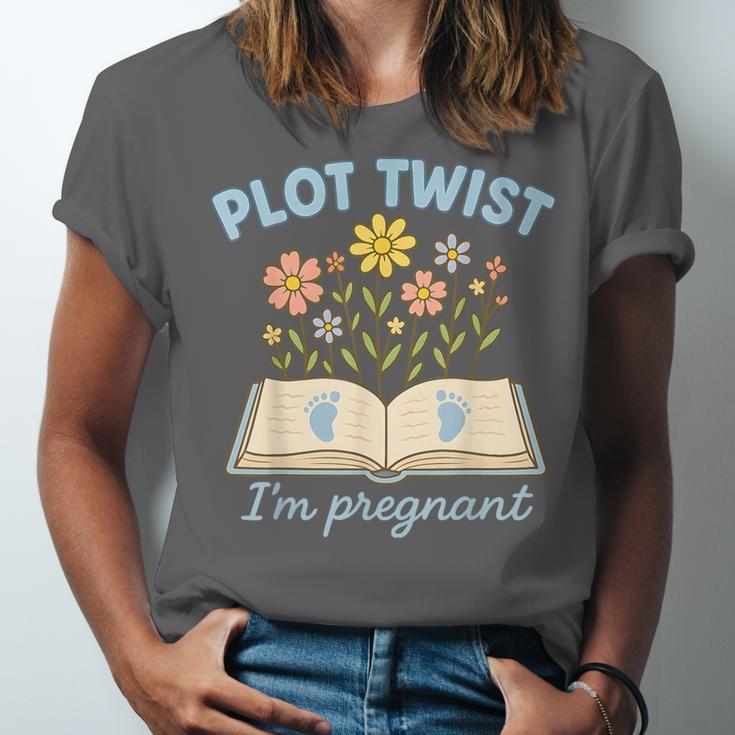 Plot Twist I'm Pregnant Literary Pregnancy Announcement Book Unisex Jersey T-Shirt