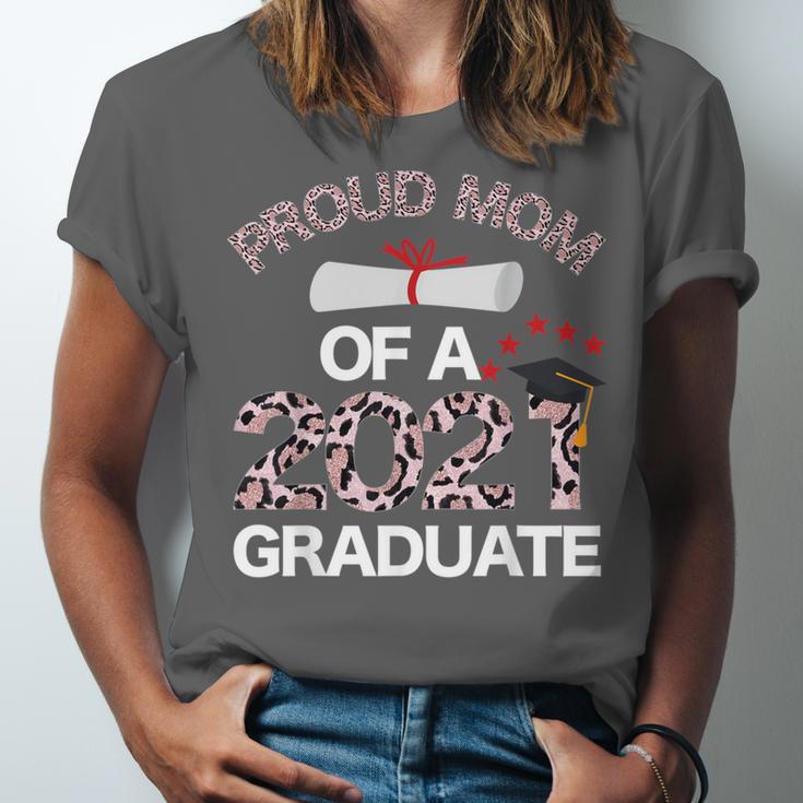 Proud Mom Of A 2021 Graduate Leopard Print Graduation Mama Unisex Jersey T-Shirt