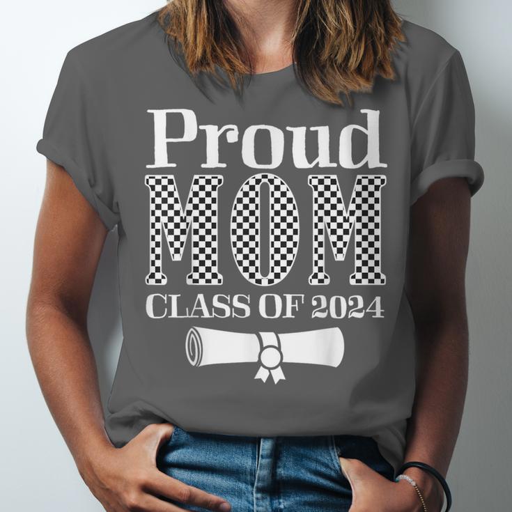 Proud Mom Of a 2024 Graduate Mama Checkered Graduation Unisex Jersey T-Shirt