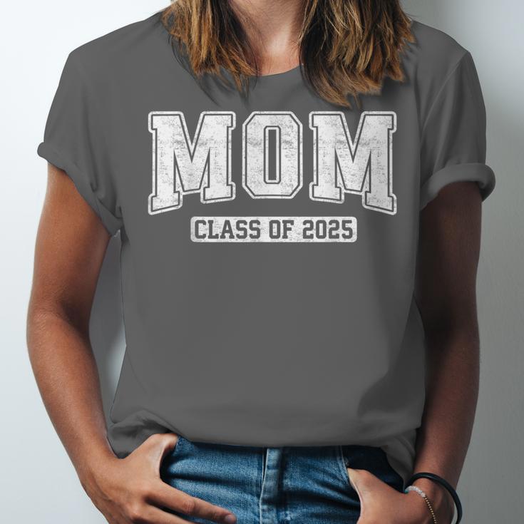 Proud Senior Mom Class Of 2025 Graduate Graduation 25 Unisex Jersey T-Shirt