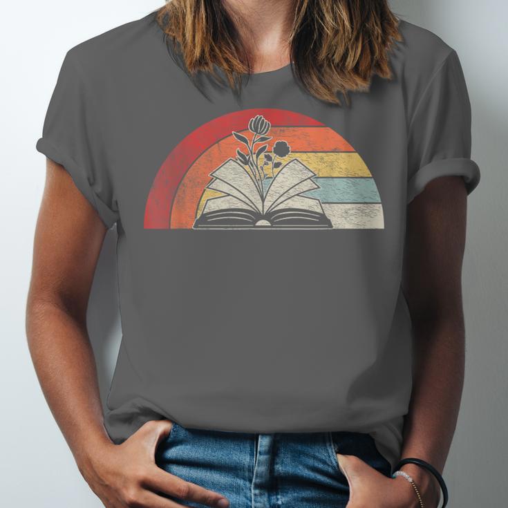 Retro Vintage Wildflowers Book Shirt Book Lover Unisex Jersey T-Shirt
