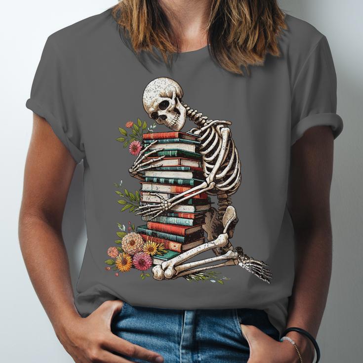 Skeleton Reading Book Halloween Bookworm Bibliophile Reader Unisex Jersey T-Shirt