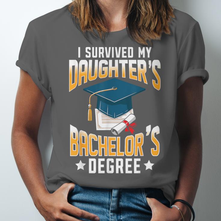 i Survived My Daughters Bachelor's Degree Graduation Gifts Unisex Jersey T-Shirt