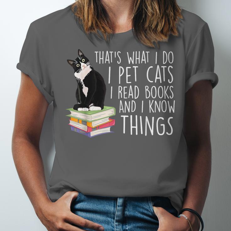 That's What I Do I Pet Cat I Read Books Tuxedo Cat Bookworm Unisex Jersey T-Shirt
