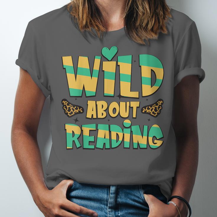 WILD ABOUT READING I Love Books Bookworm Library Day Unisex Jersey T-Shirt WILD ABOUT READING I Love Books Bookworm Library Day Unisex Jersey T-Shirt